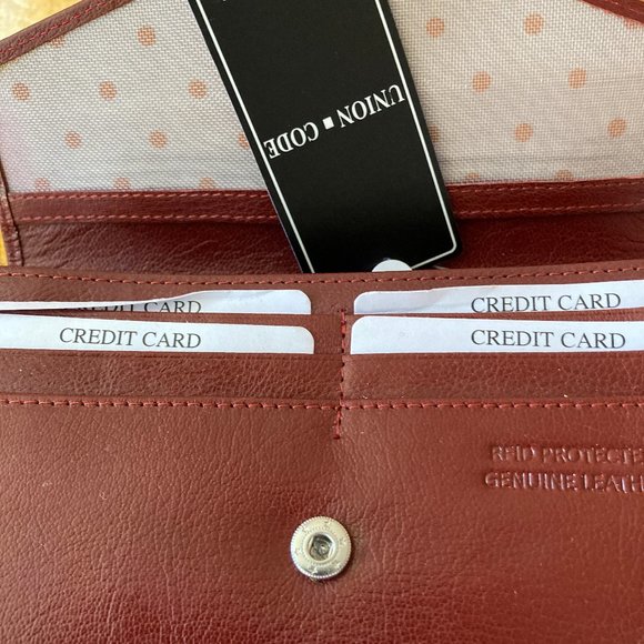 Union Code Burgundy Dark Wine Red Genuine Leather RFID Protected Folding Wallet - Picture 3 of 7